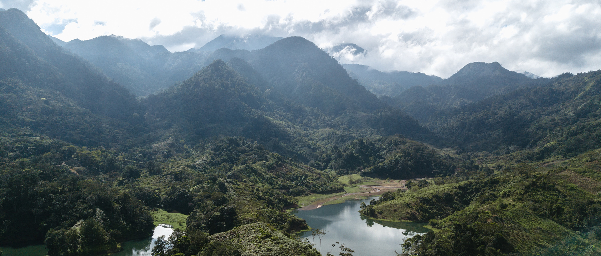 Jose Miguel and Heather Hernandez Farrell&nbsp;| Commission to Every Nation | Honduras
Developing Leaders, Transforming Communities, Multiplying Churches & Disciples
